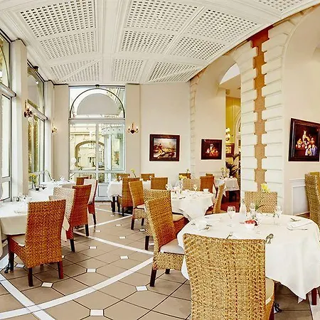Отель Carlton Cannes, A Regent